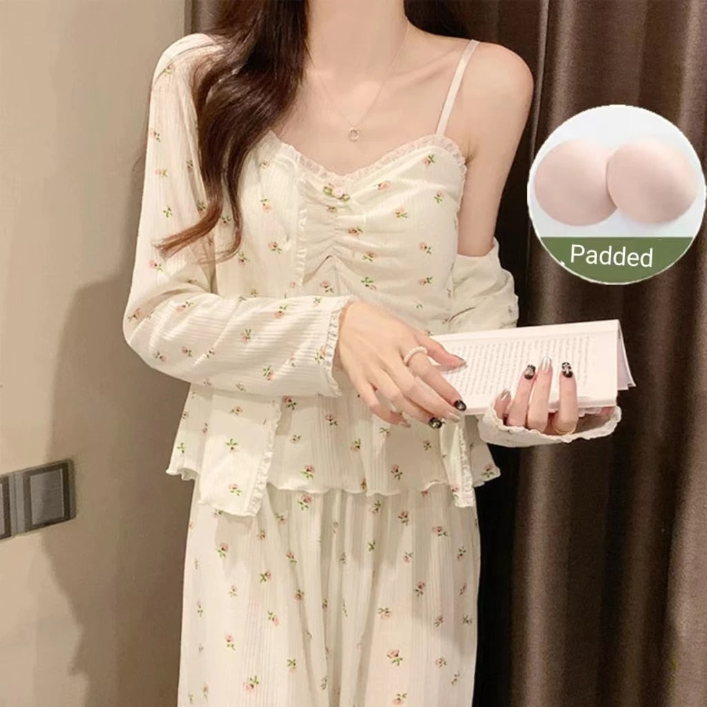 Sweet Long-Sleeved Pajamas Set with Suspender Trousers